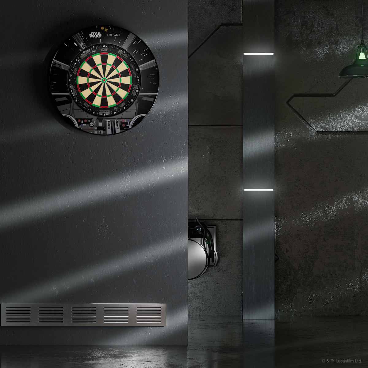 STAR WARS™ | TARGET TOR Dartboard & Millennium Falcon Surround Bundle - view 7