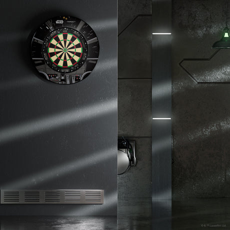STAR WARS™ | TARGET TOR Dartboard & Millennium Falcon Surround Bundle - view 7